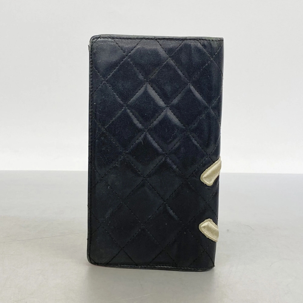CHANEL Black Lambskin Leather Wallet - Picture 9 of 10